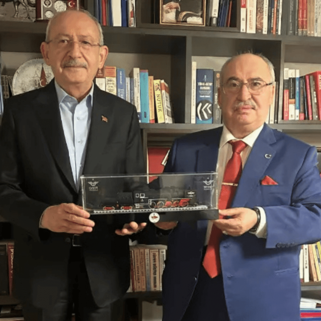 Baştuğ’dan Kılıçdaroğlu’na Ziyaret